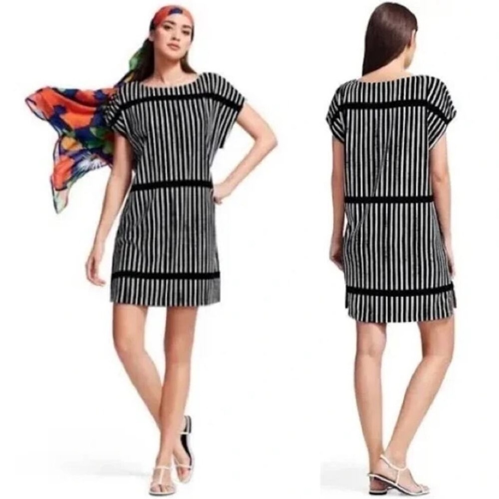 NWT Marimekko Swim Cover Dress Small Black White Terrycloth Short Sleeves